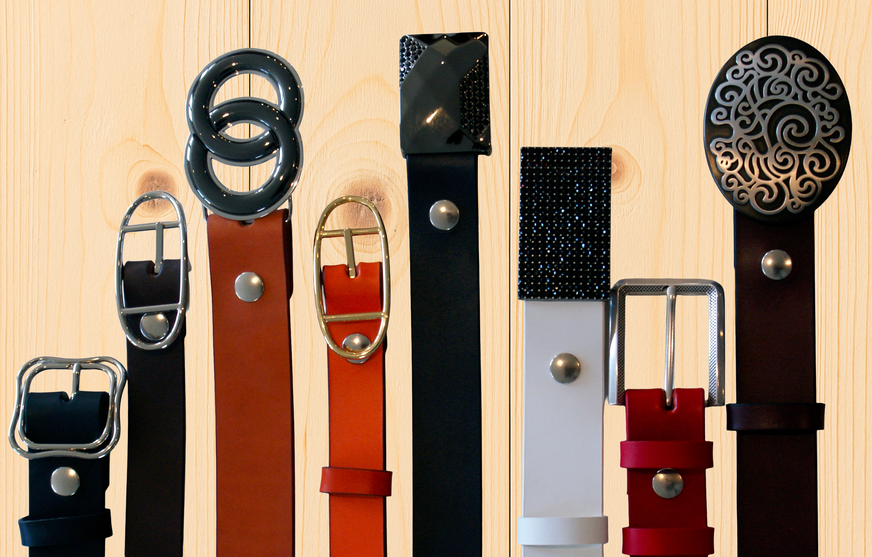 Collection de ceintures tendance en cuir artisanal