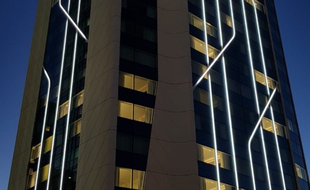 Éclairage extérieur de l'hotel Mariott Gare de Lyon à Paris