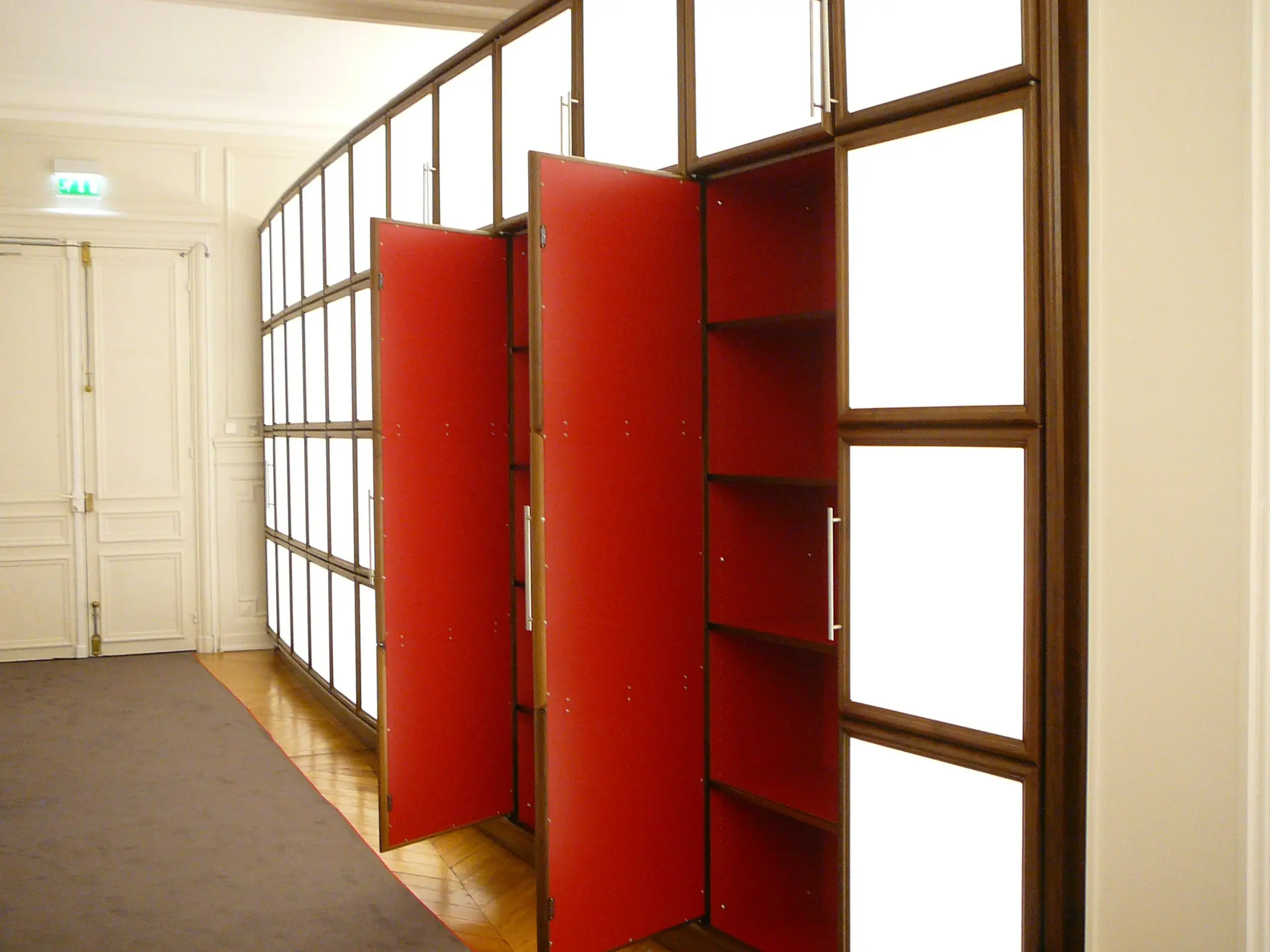 Panneaux LED rétro-éclairé encadrement bois.