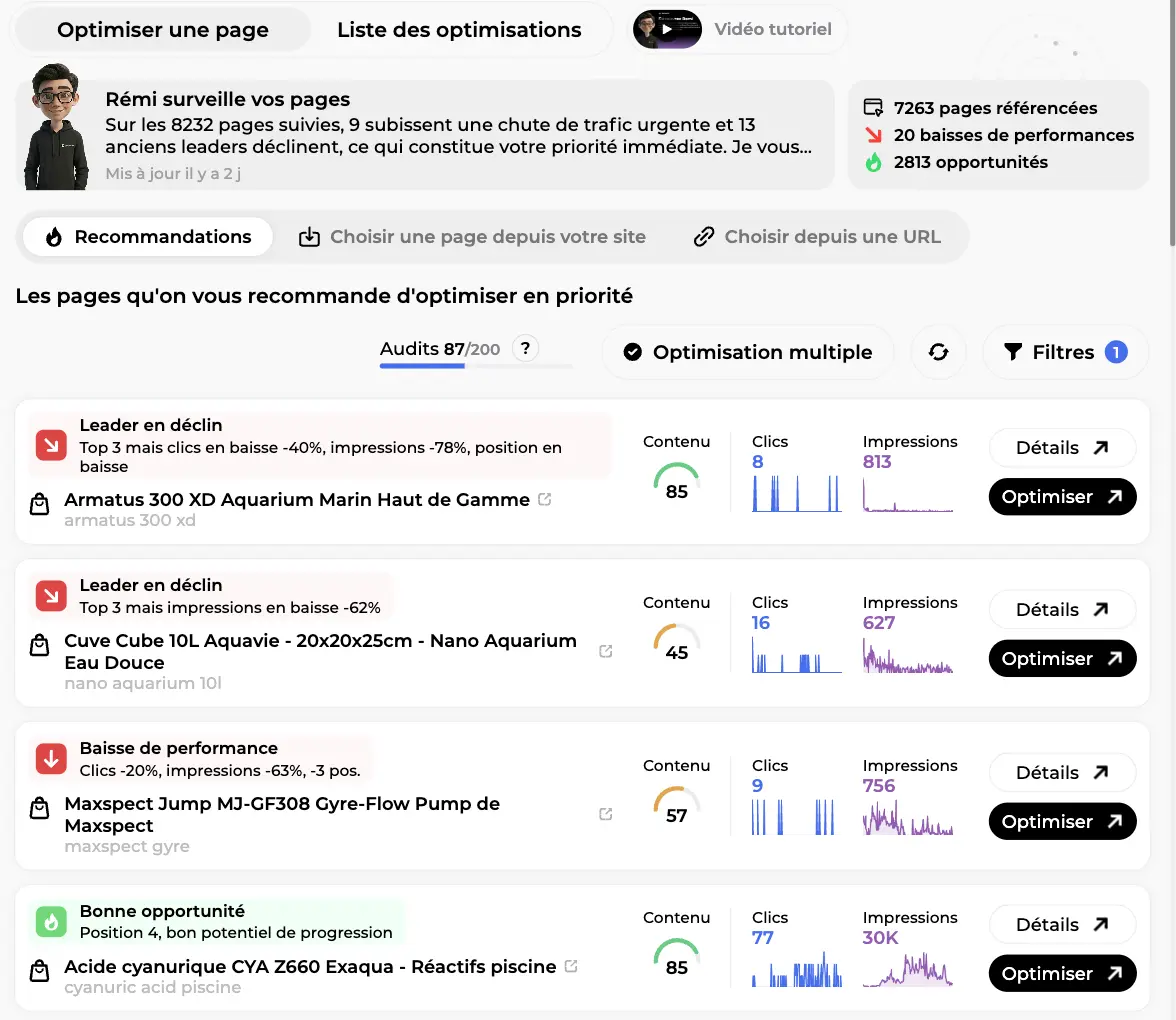 Écran Optimiser une page de Sedestral : pages recommandées avec étiquettes leader en déclin, score de contenu, clics et impressions