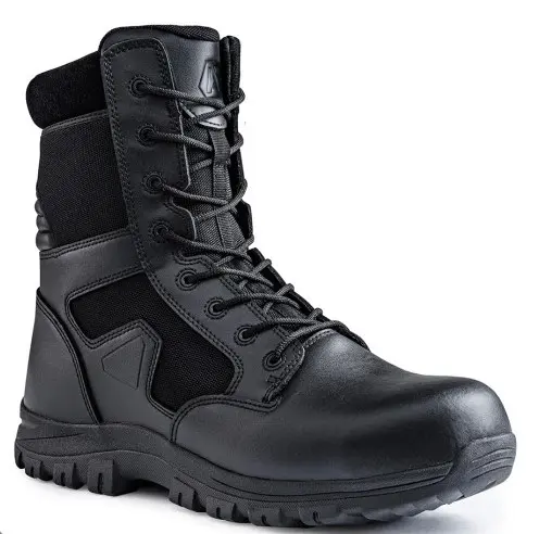 Bottes de combat noires montantes, finition cuir et matériaux textiles, lacets longs, semelle crantée et look tactique.